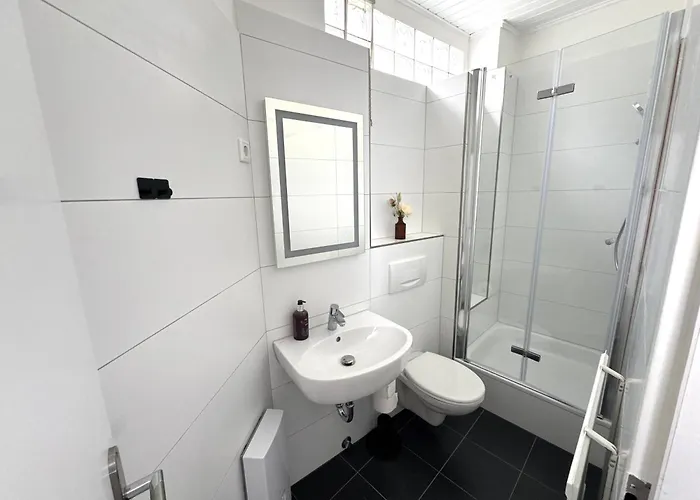 Modern For 2 - I Parking I Wifi Appartement Bielefeld